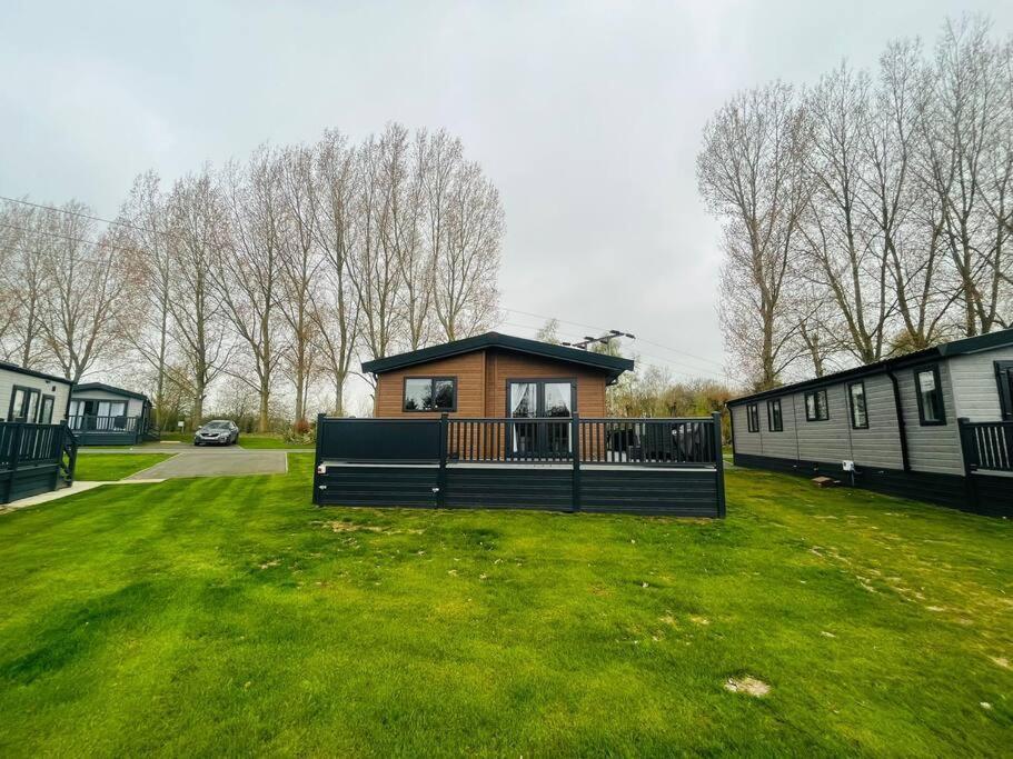 Mulberry With Hot Tub * York